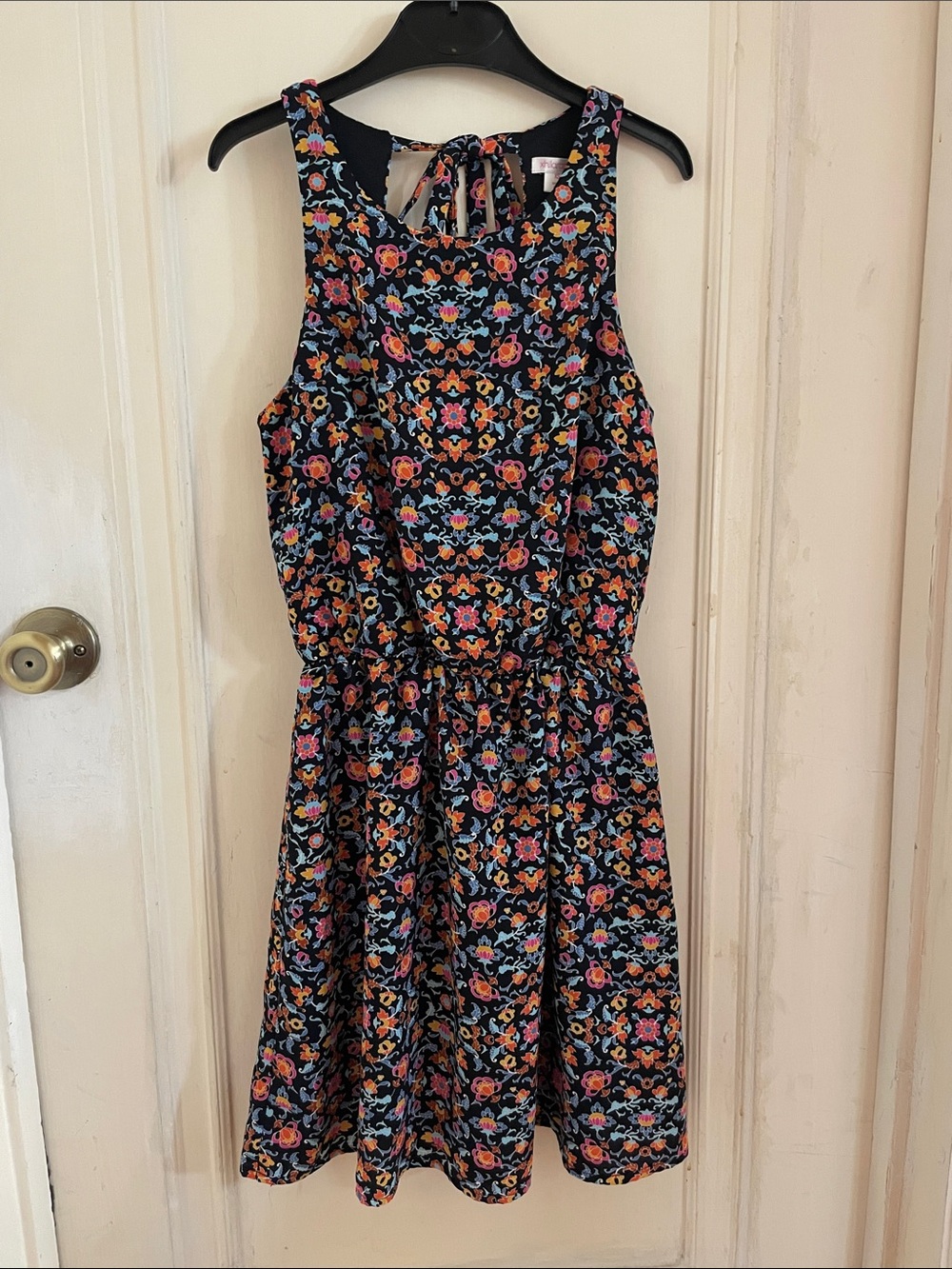 Xhilaration Black Floral Tie-Back Casual Dress